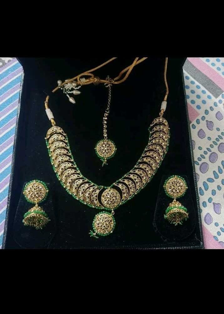 Necklace Set