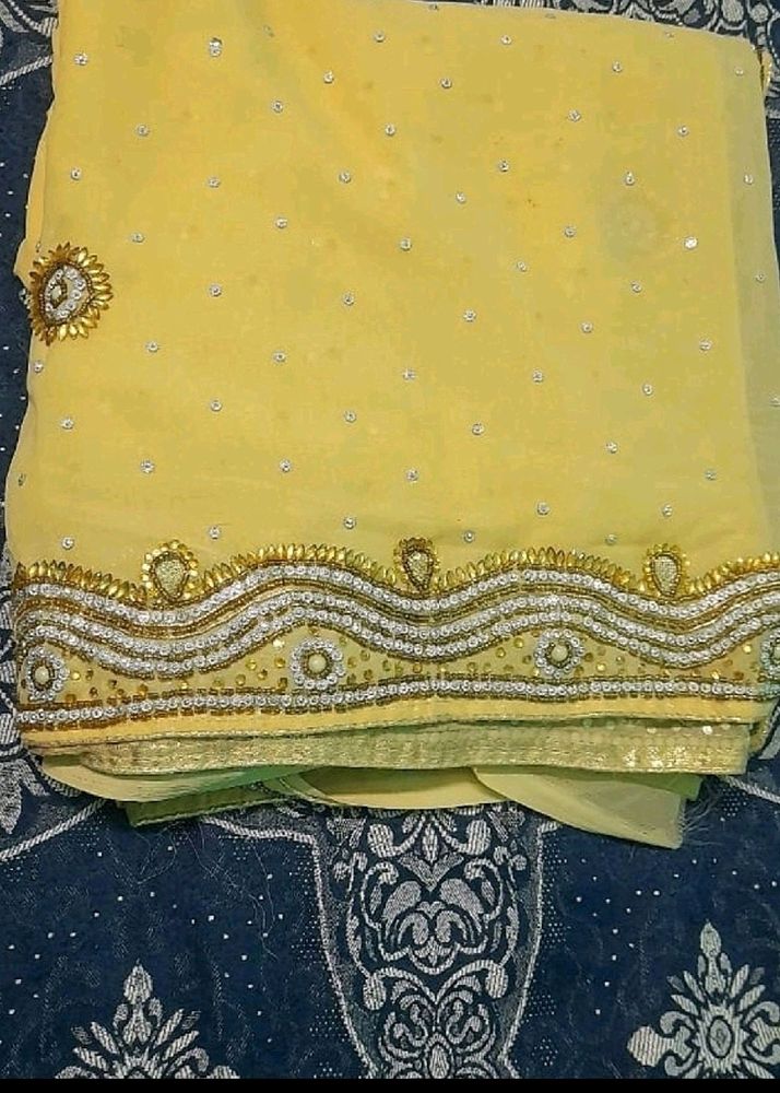 Combo Of 2 New Sarees With Unstitched Blouse