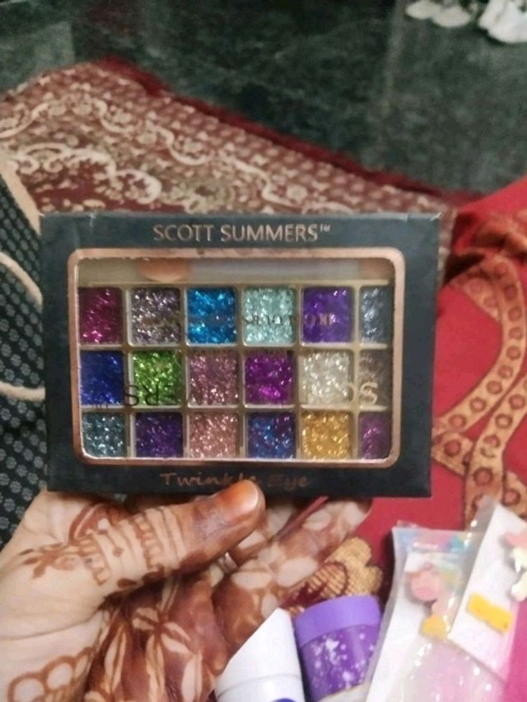 Glitter Eyeshadow Palette Brand New 🆕🔥