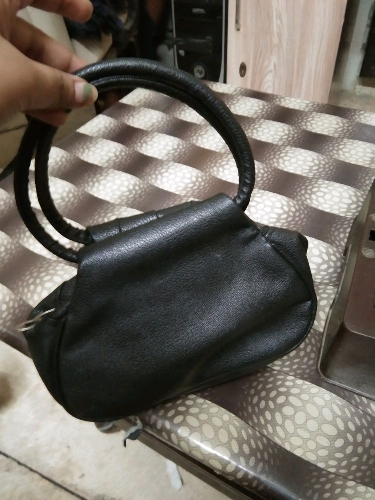 New Black Leather Hand Bag