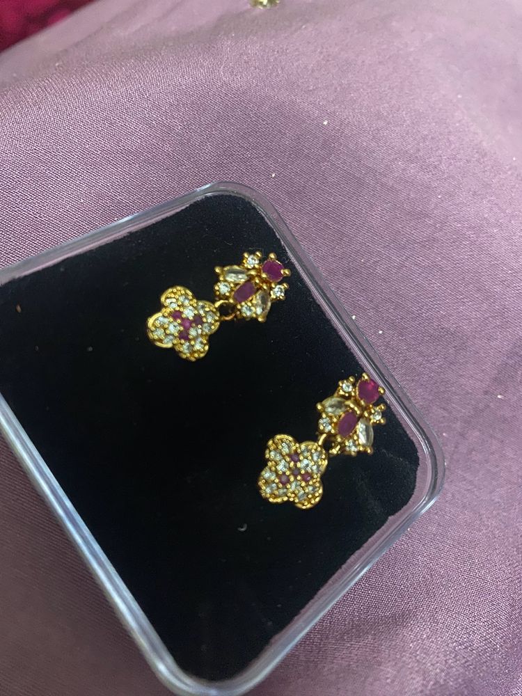 Elegant AD earrings