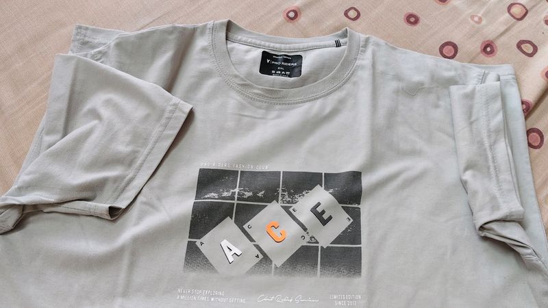 Grey Colour Mens Tshirt