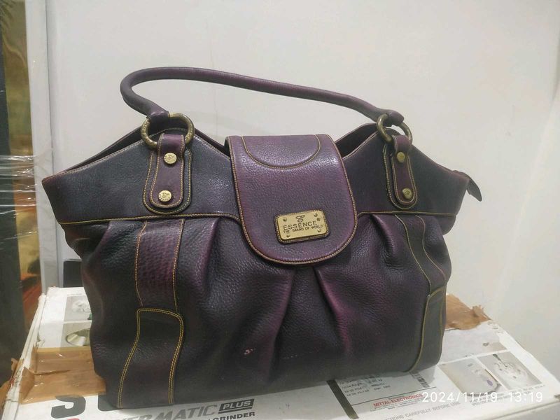 Essence Leather Handbag