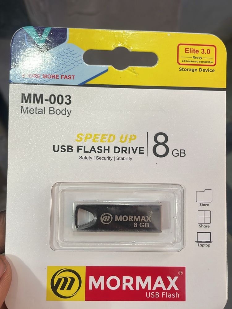 USB FLASH DRIVE 8GB