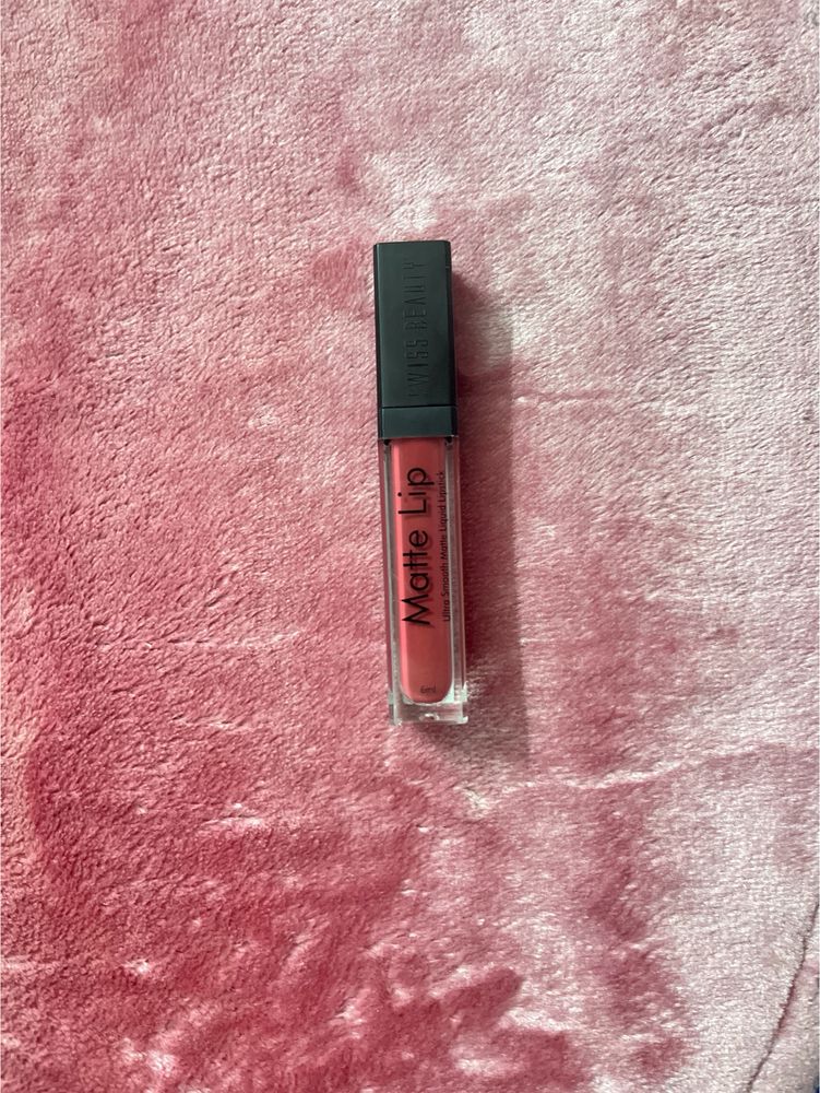 Swiss Beauty Liquid Lipstick