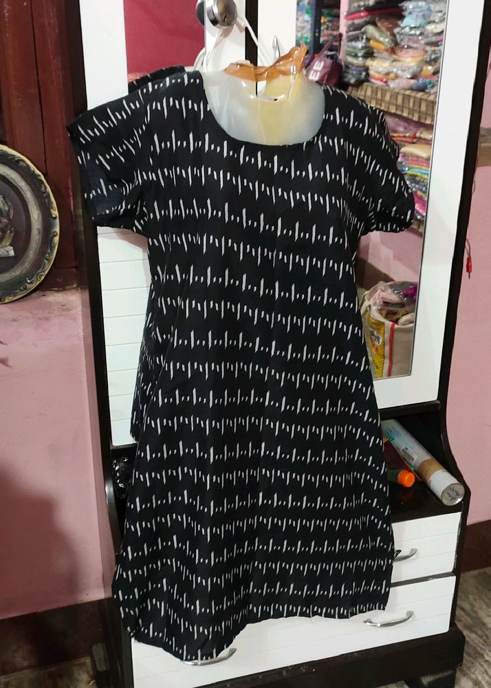 😍Amazing Black Cotton Printed Kurti🥰