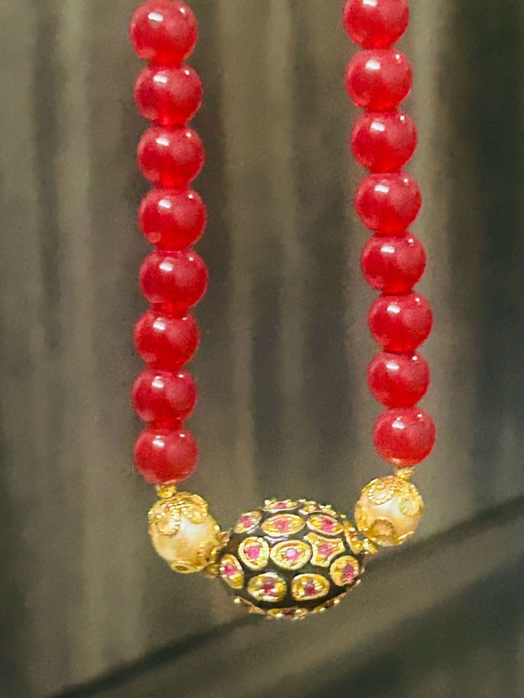 Red Beads Neckpiece