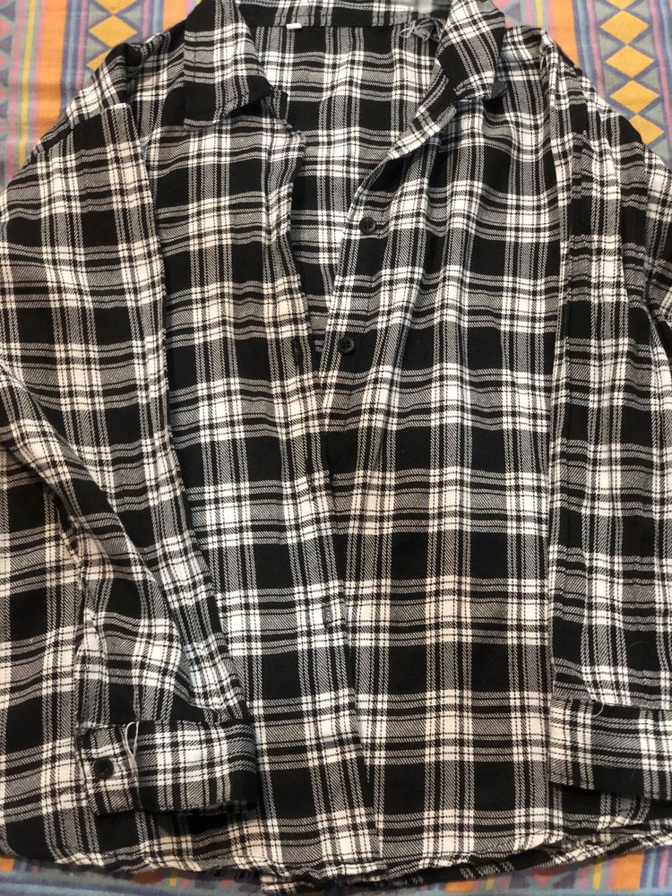 Checks Shirt In Black Nd White