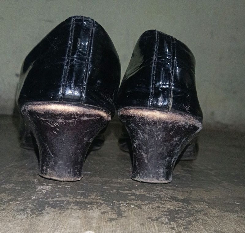 Black Formal Shoes