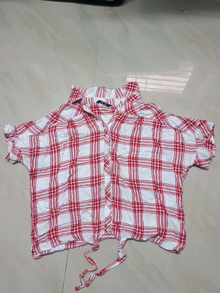 Casual Shirt With Line