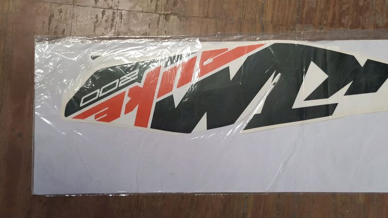 KTM DUKE -200 TYPE 2 STICKER KIT