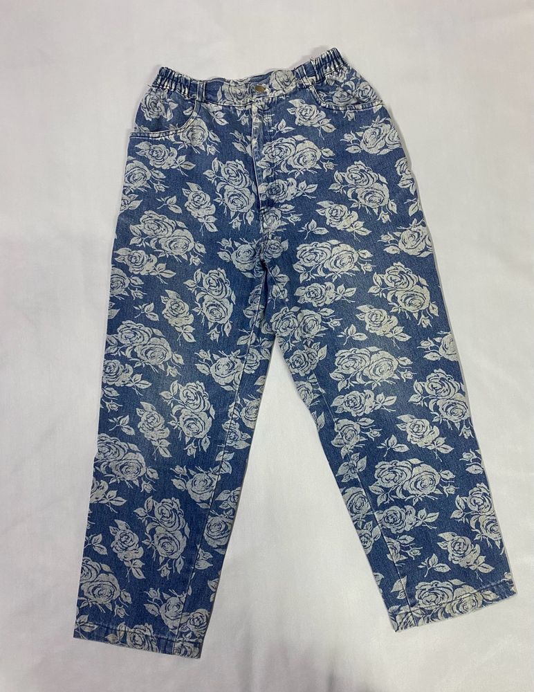 Casual Jeans With Floral Printing