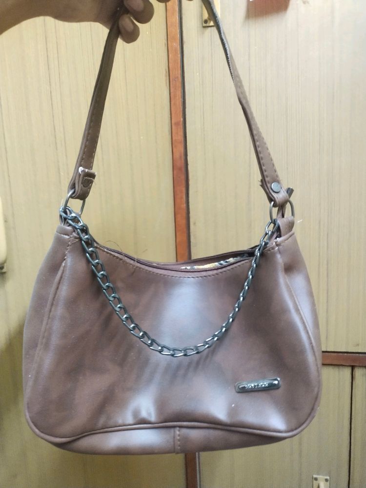 Shoulder bag