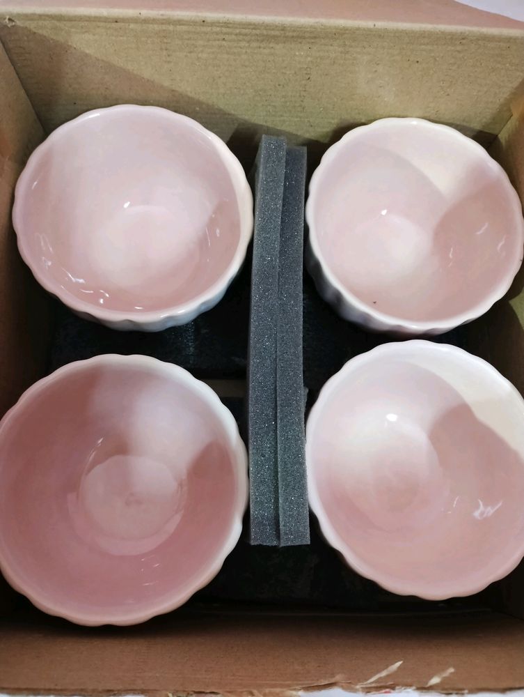 Ceramic Bowls - 4 Piece Set