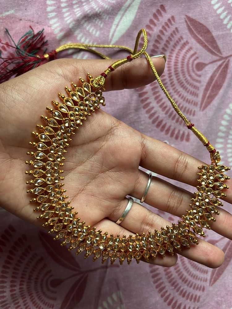 Gold Choker With Stones