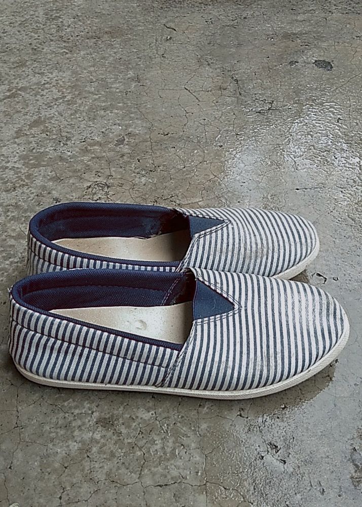 women casual slip on