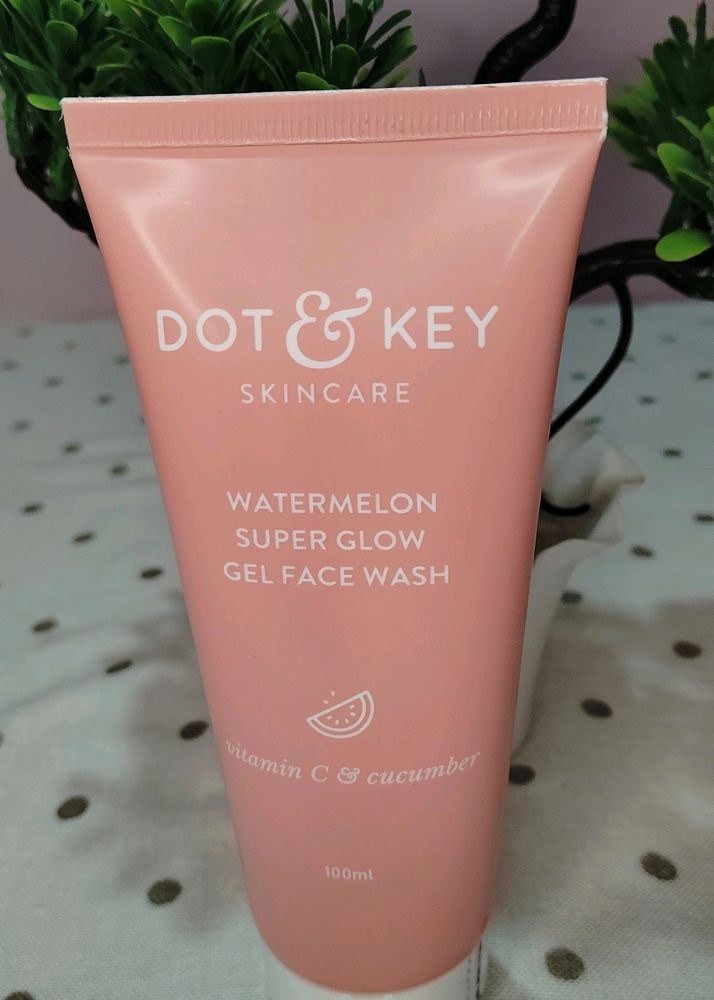 Dot & Key Watermelon🍉 Super Glow Face Wash