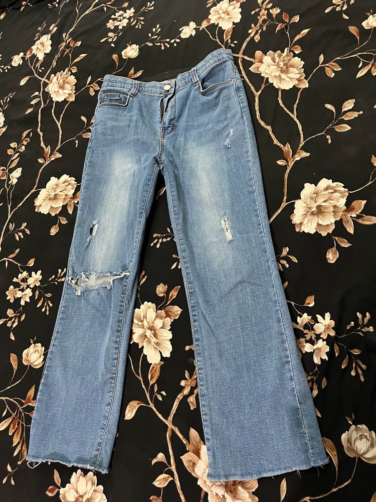 Price Drop!!!!Amazing!! “ Blue Ripped Jeans “