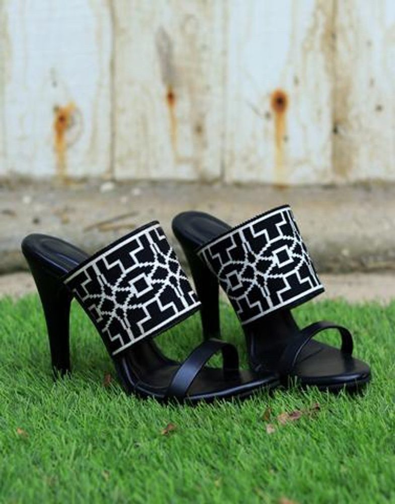 Stalk Heels Brand New