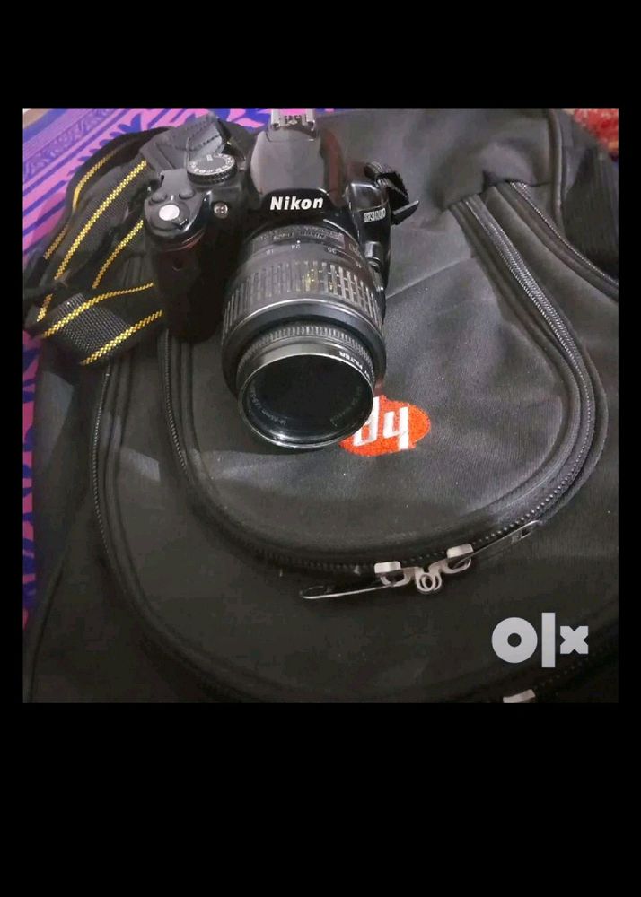 Nikon D3000