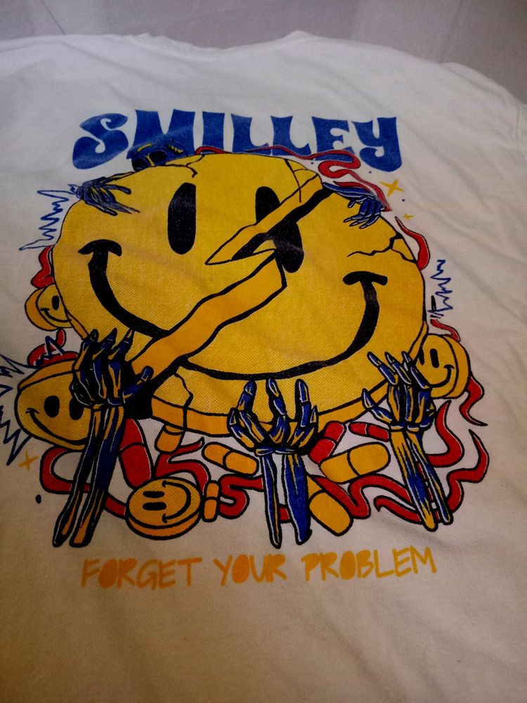 It Is A Back Print T-shirt Of Smilley