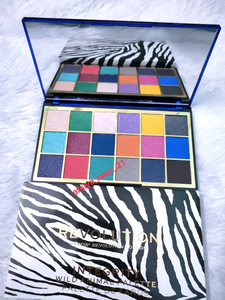 Makeup Revolution London Eye shadow Palette