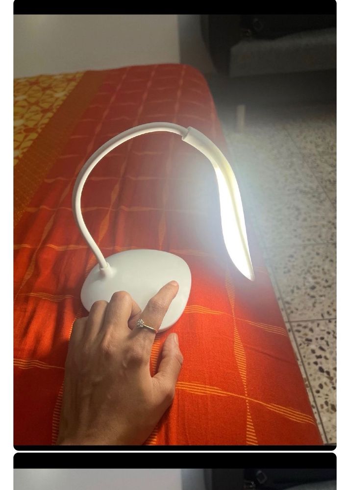 Foldable Travelling Lamp