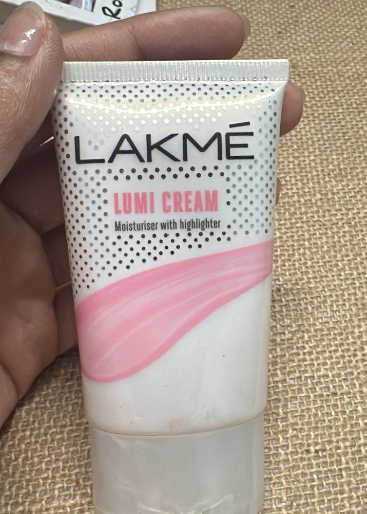 New Lakme Lumi Cream