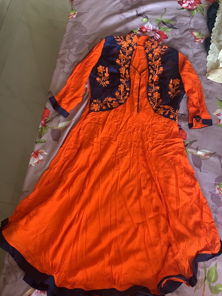 Orange Shrug Fit Dress With Dark Blue