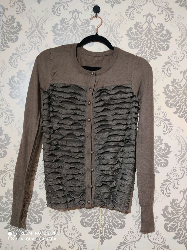 Beautiful Greyish Cardigan With Frills