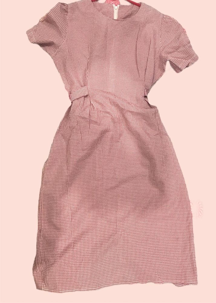 Cute pink Ghingham Dress