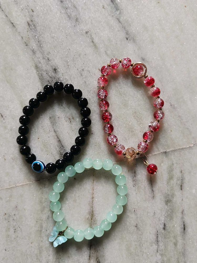 Set of 3 cute Bead Bracelets