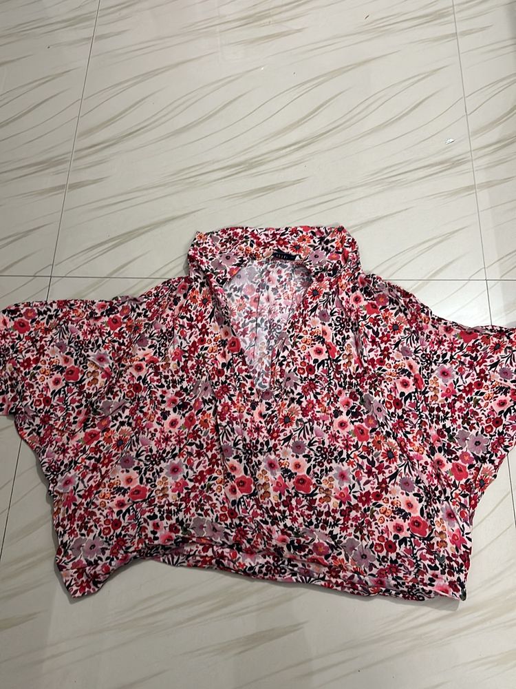 Crop Floral Printed Top