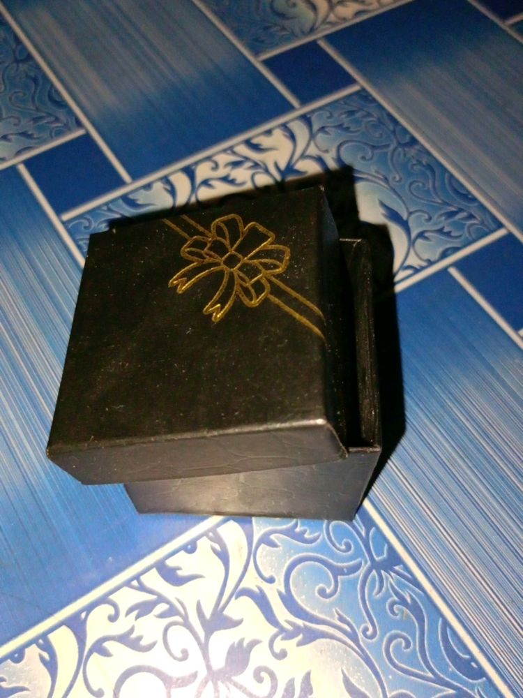 Ring Box