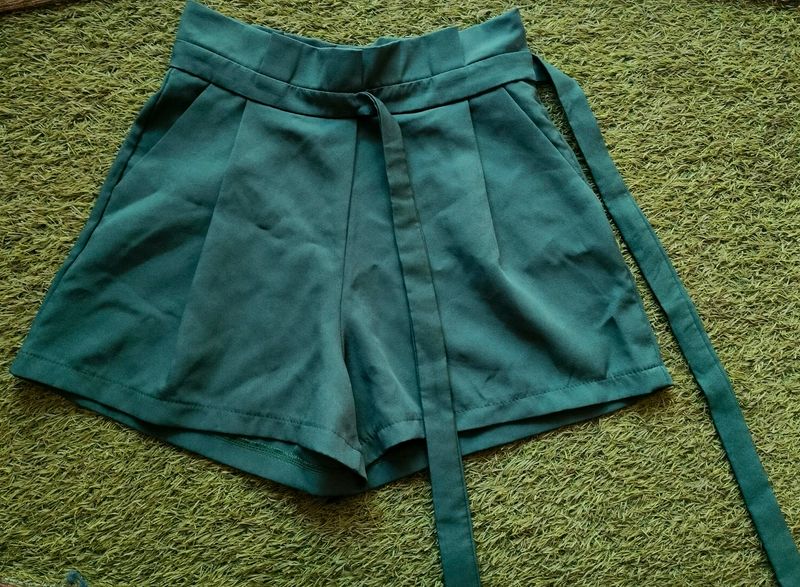 Thailand Women Solid Shorts