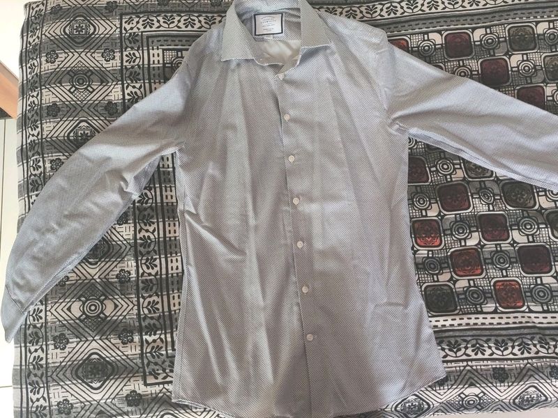 Shirt (Slim fit)