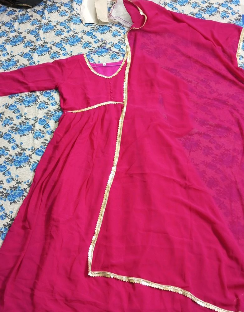 New/Unused Aaliya Cut Gown With Dupatta