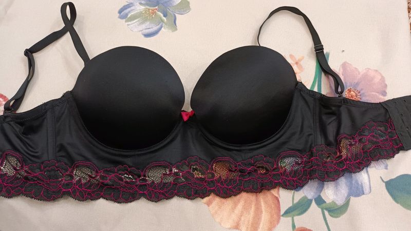 Bomb Shell Hard Padded Bra..34C