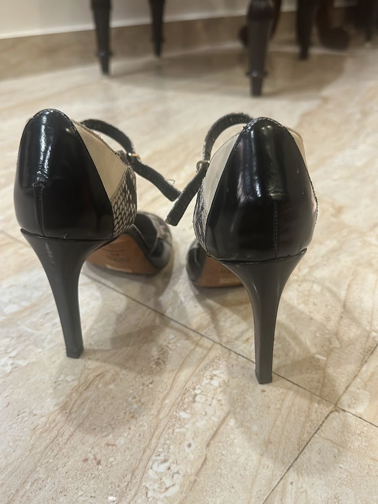 Almost New Hugo Boss High Heel Sandal