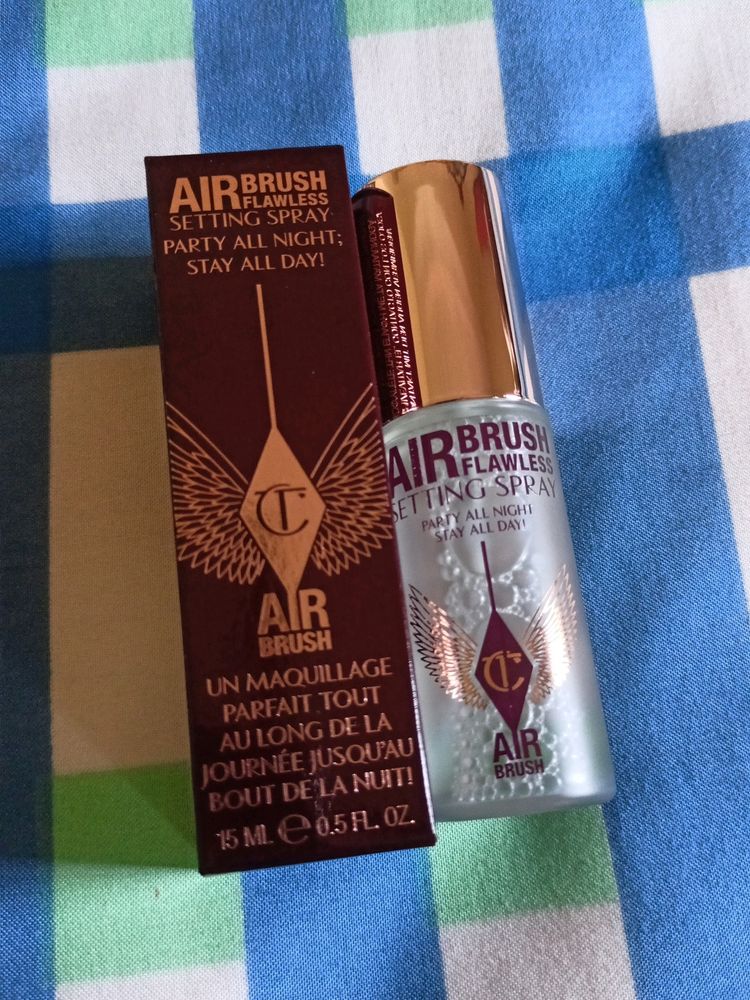 Charlotte Tilbury Airbrush Flawless Setting Spray