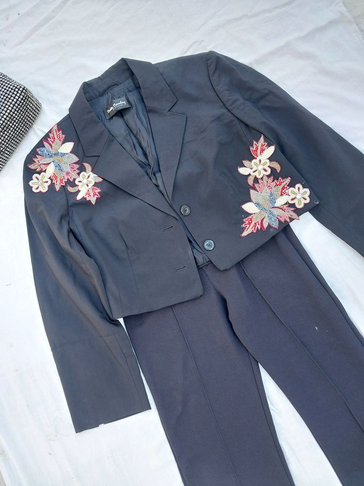 Designer Crop Blazer And Pant