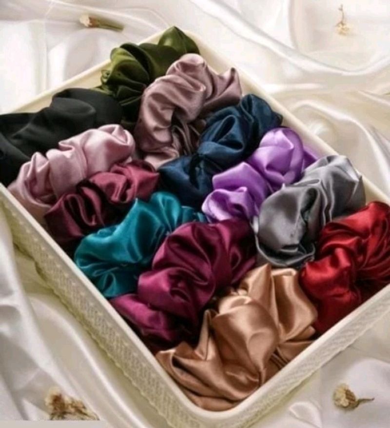 Scrunchies 🌸 30 Rs Per Piece