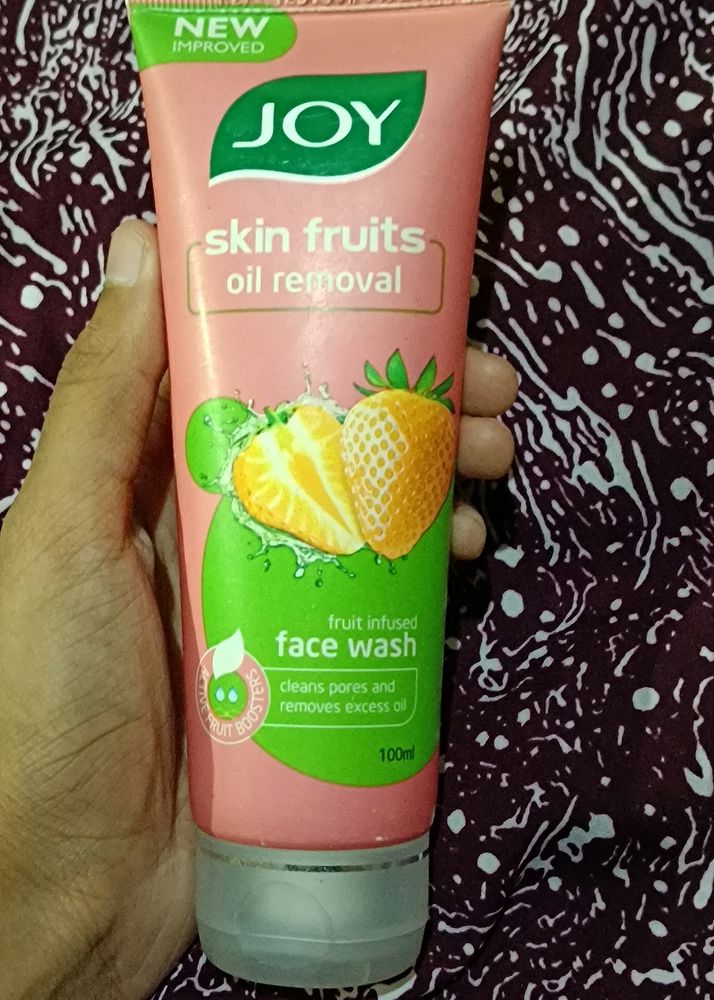 Joy Skin Fruits Face Wash