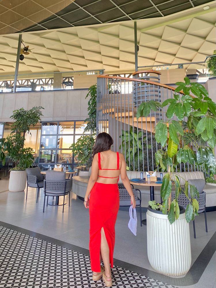 ZARA backless red dress with slit♥️🍒