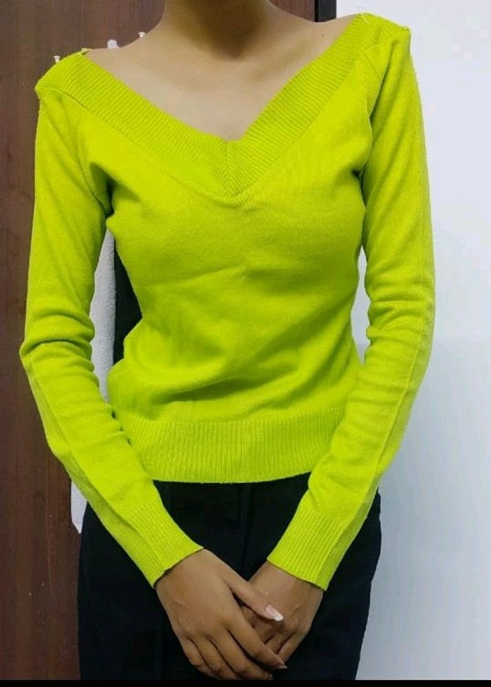 V Neck Knitted Top