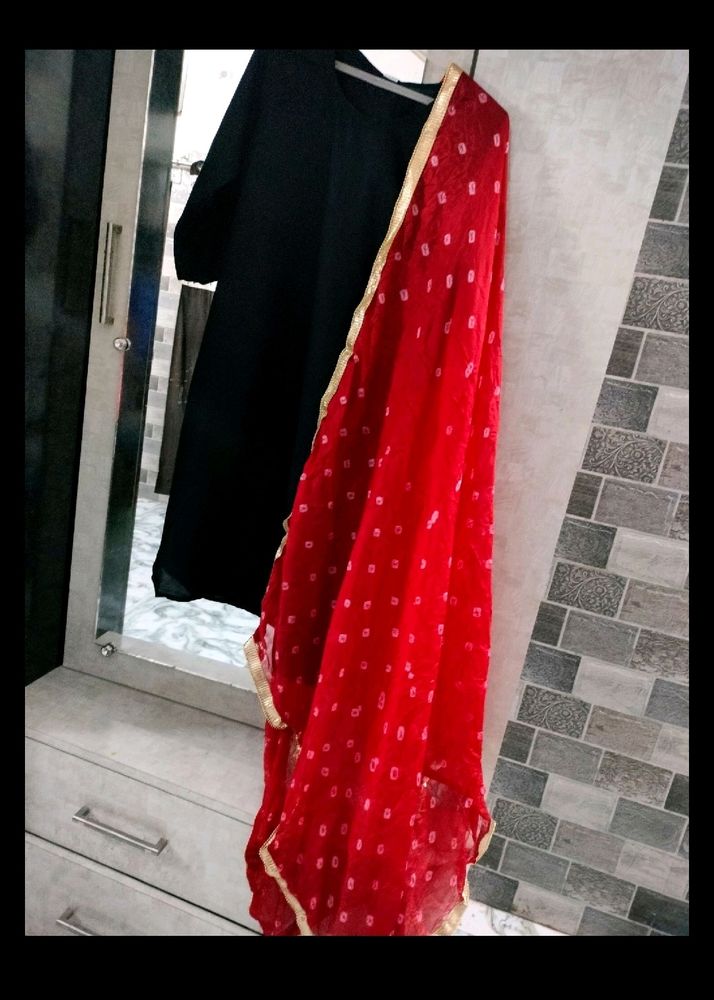 Black Kurta Pant With Red Duppta