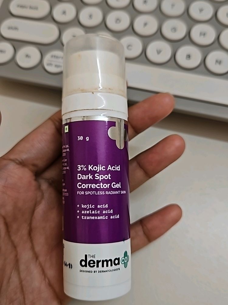 The Derma Co Dark Spot Corrector Gel