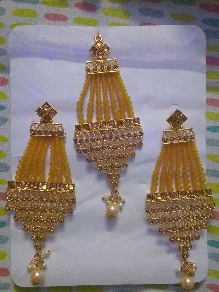 Earrings With Maangtika