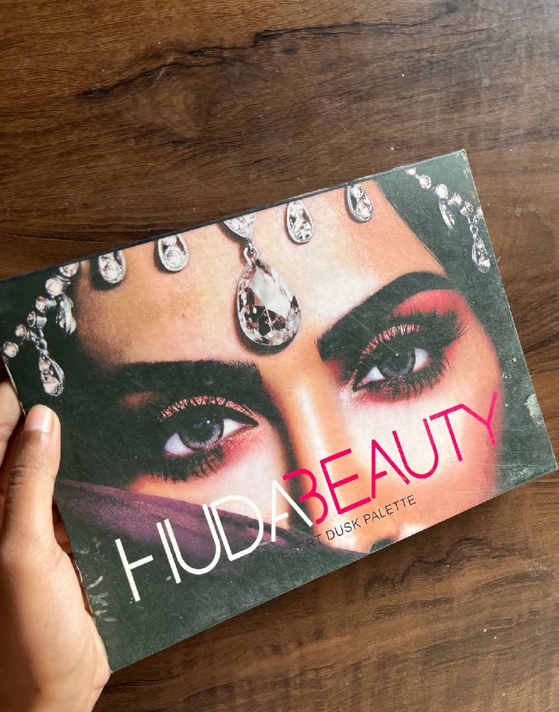 Perfect Tones Huda Beauty Eye Palette 🪷🤎