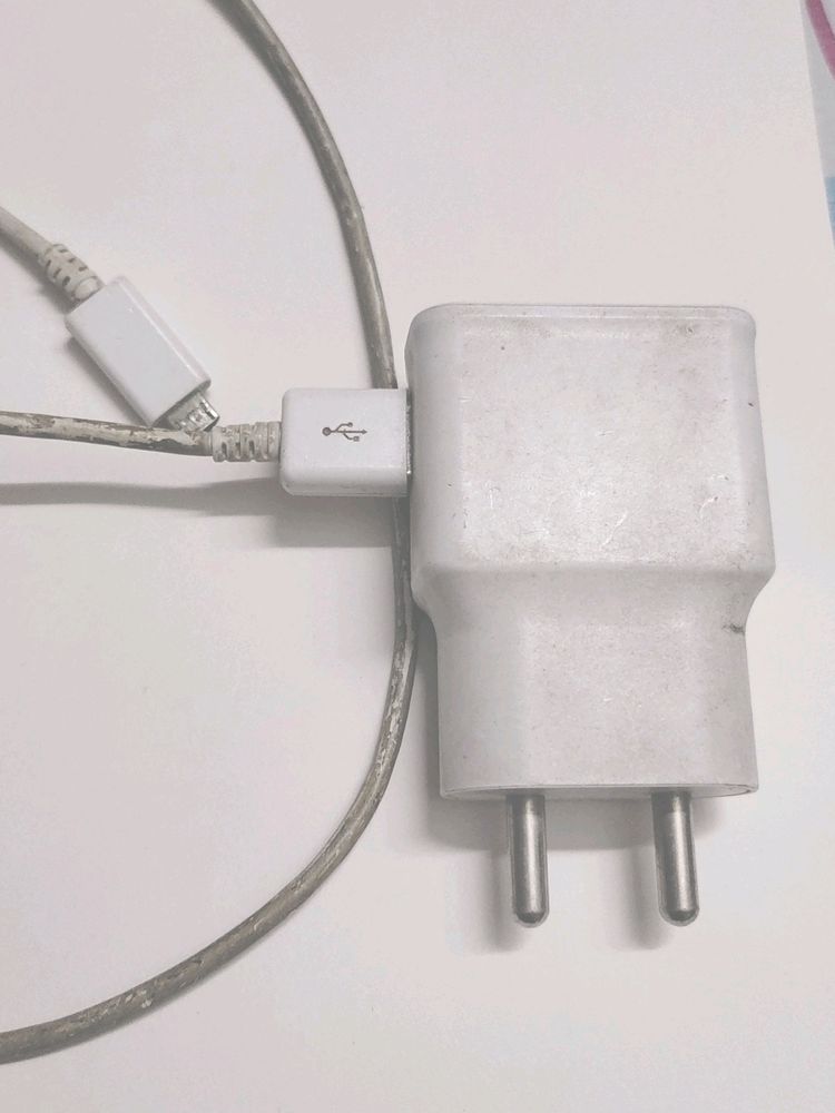 ORIGINAL SAMSUNG MOBILE CHARGER